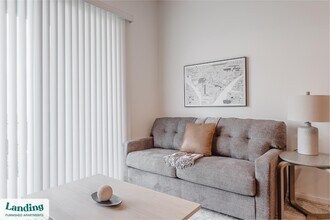 Building Photo - 515 Corso Ln