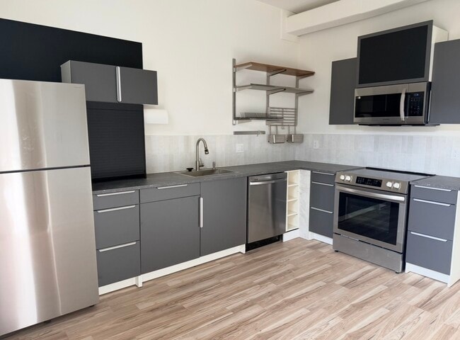 Building Photo - 3012 Castiglione St