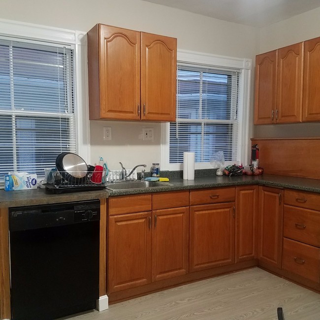 39 Allston St Unit 2, Allston, MA 02134 - Room For Rent In Allston, MA ...