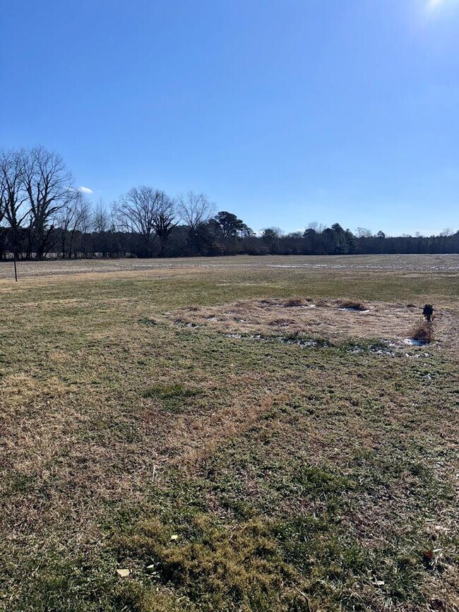 Foto del edificio - 25529 Pennsylvania Ave