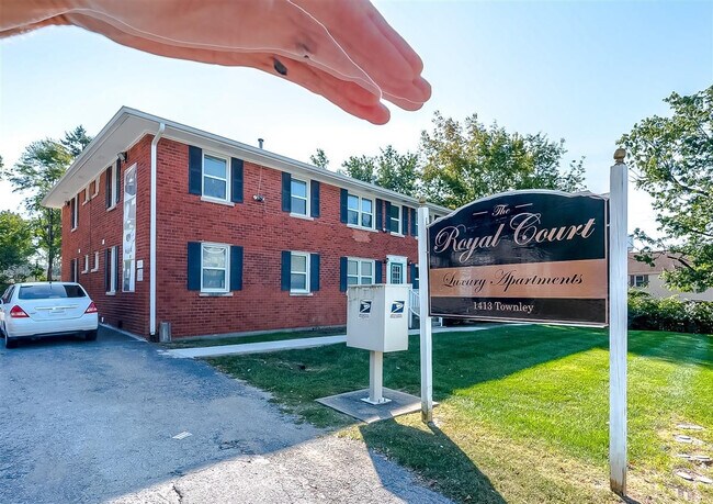 Building Photo - 1439 Townley Dr