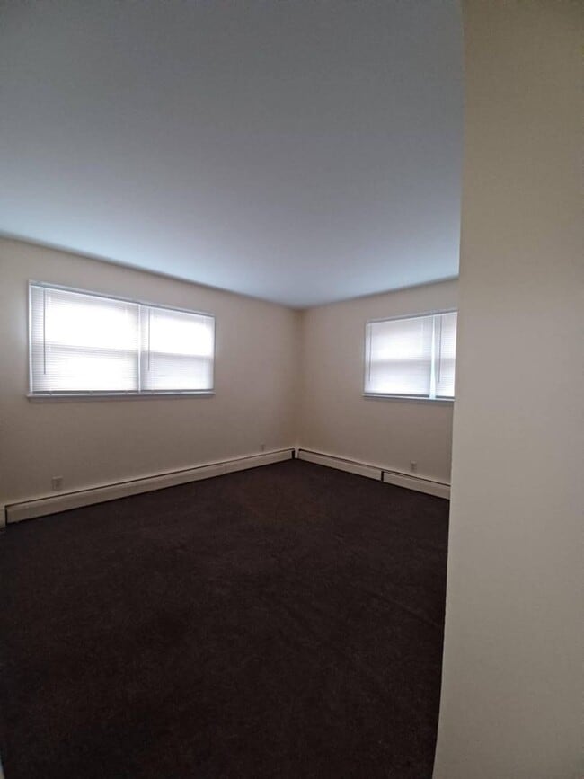 Interior Photo - Harrison Ave