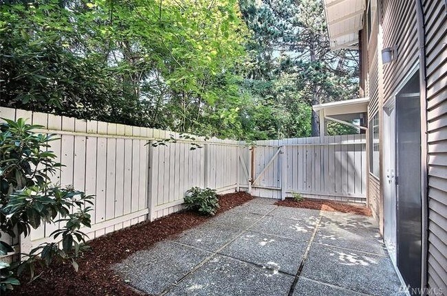 Foto del edificio - 12211 SE 59th St