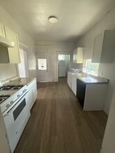 Building Photo - 321 2nd St Building Photo - 321 2nd St