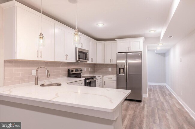 Foto del edificio - 421 W Cumberland St