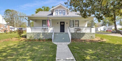 Building Photo - 413 4th Ave