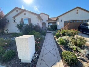 Building Photo - 2706 Sweeney Dr