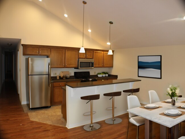 Foto del edificio - 1312 W Bethel Ave