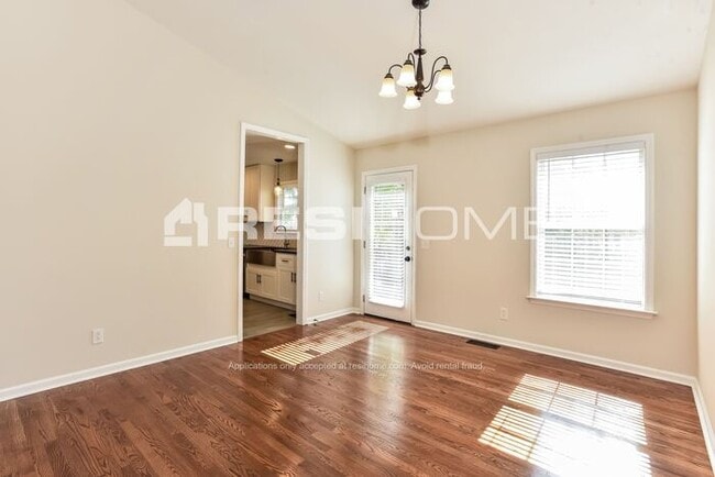 Building Photo - 2809 Pinnacle Ct