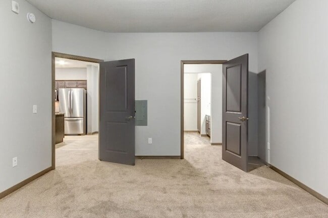 Interior Photo - Crest View Village