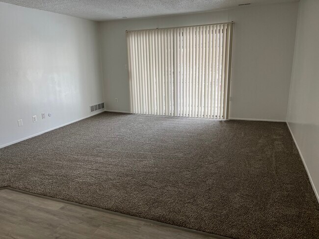 Foto del edificio - Charles Hamlet