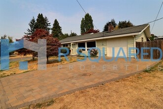 Building Photo - 12104 6th Ave SW