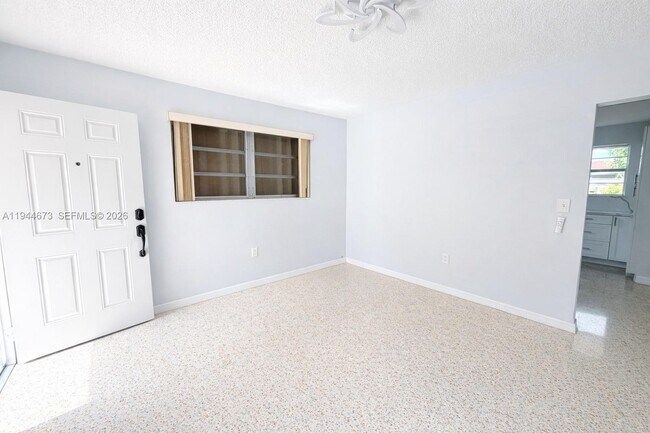 Foto del edificio - 11333 SW 7th Terrace