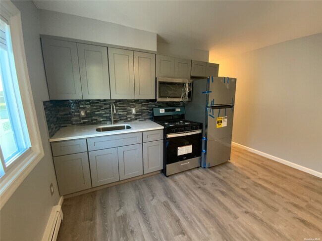 Foto del edificio - 106 Lincoln Ave