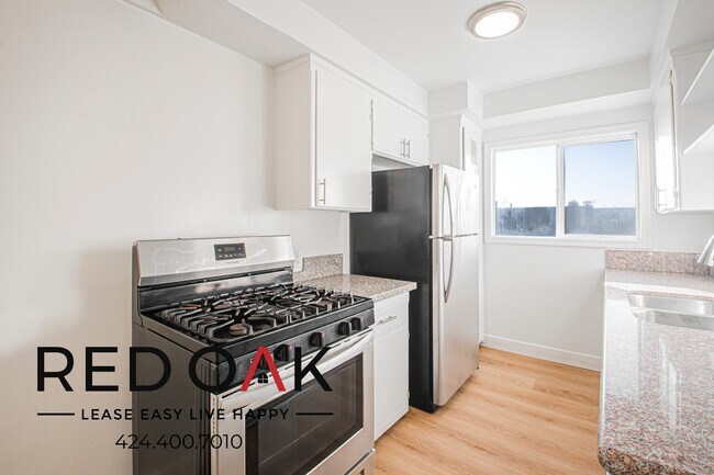 Foto del edificio - 1115 W 111th St