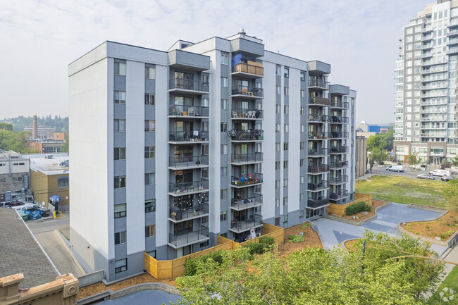 Photo du bâtiment - Panorama Court