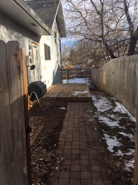 Building Photo - 2618 Dunbar Ave