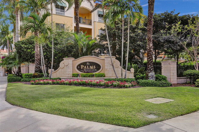 Foto del edificio - 16100 Emerald Estates Dr