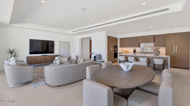 Foto del edificio - 6587 N Palmeraie Blvd