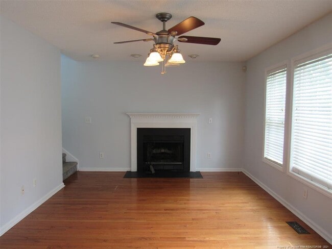 Building Photo - 35 Morganton Ct