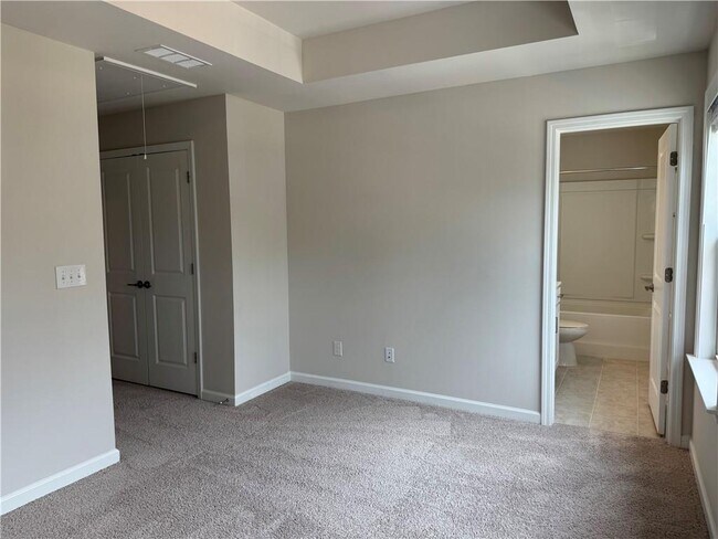 Building Photo - 3706 Davis Cir