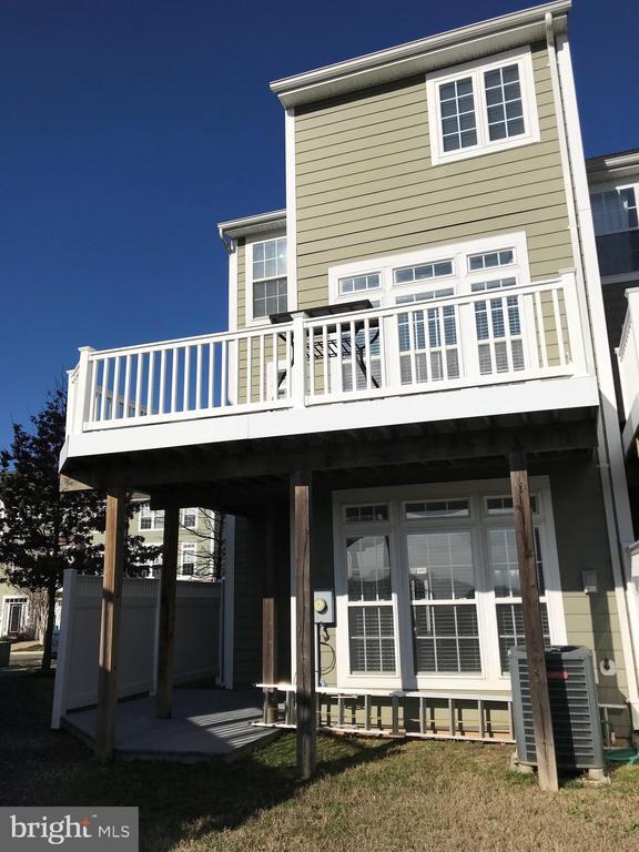 Foto del edificio - 316 Monroe Point Dr