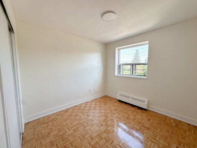 Photo du bâtiment - Westview Apartment