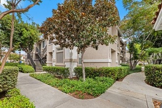 Building Photo - 10722 Sabre Hill Dr