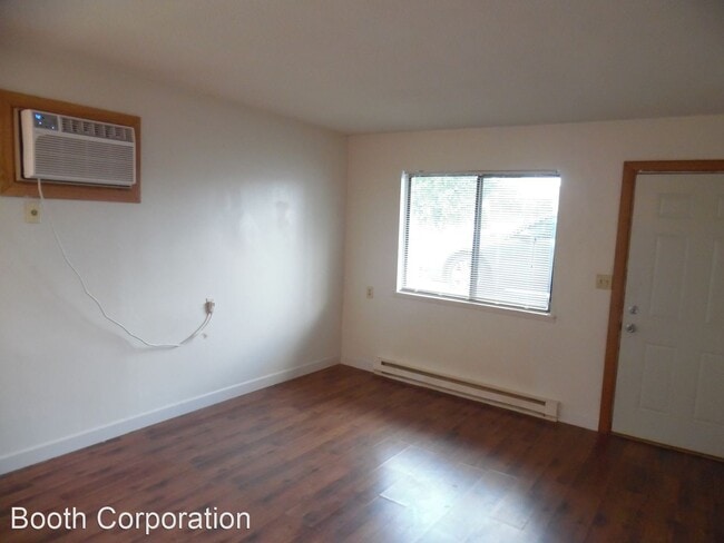 Building Photo - 812 N 10th St