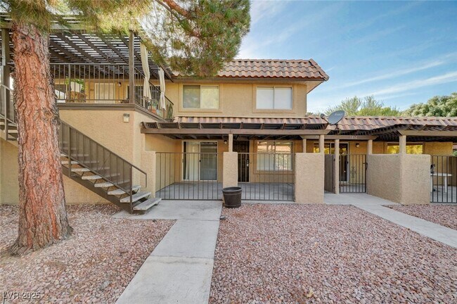 Foto del edificio - 1812 Plum Ct