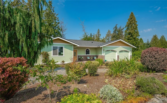 Building Photo - A Beautiful 3-bedroom 2 bath Birch Bay Vil...