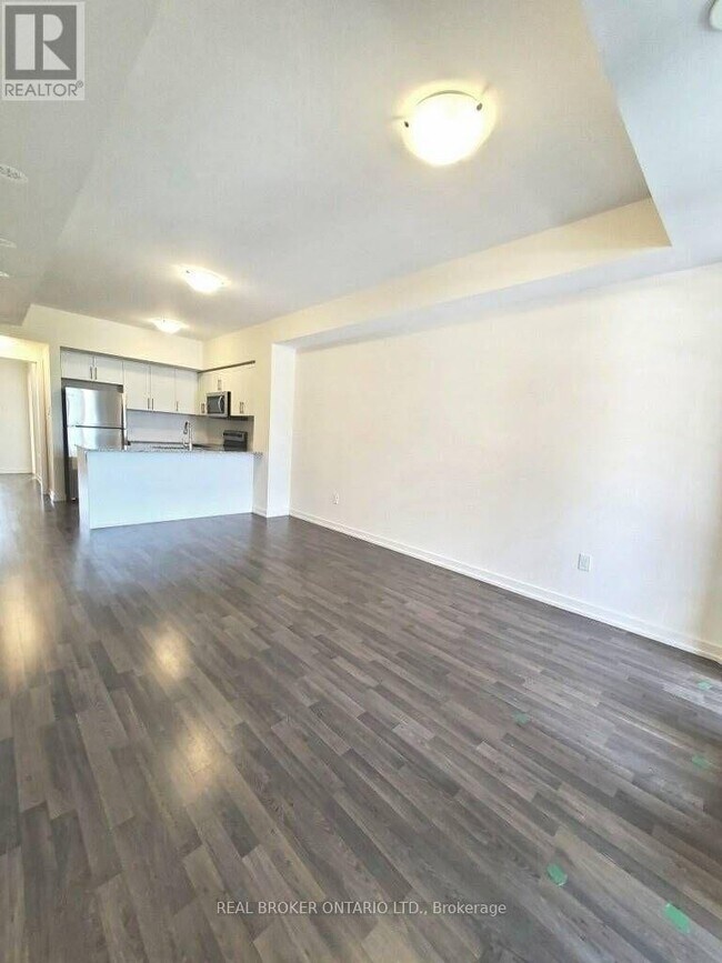Building Photo - 2 Linsmore Pl