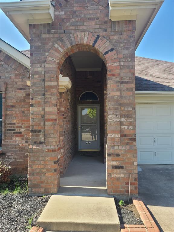 Building Photo - 624 Creek Point Dr