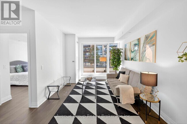 Photo du bâtiment - 700 Sheppard Ave W