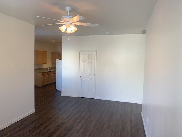 Building Photo - 3113 Park Meadows Dr