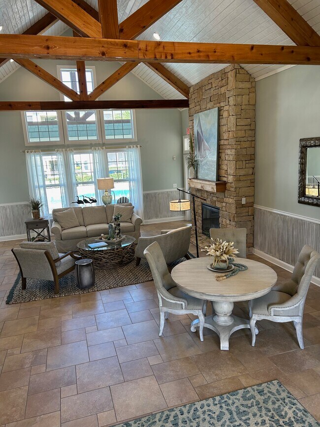 The Crossings At Nine Mile Road Apartments in Pensacola, FL