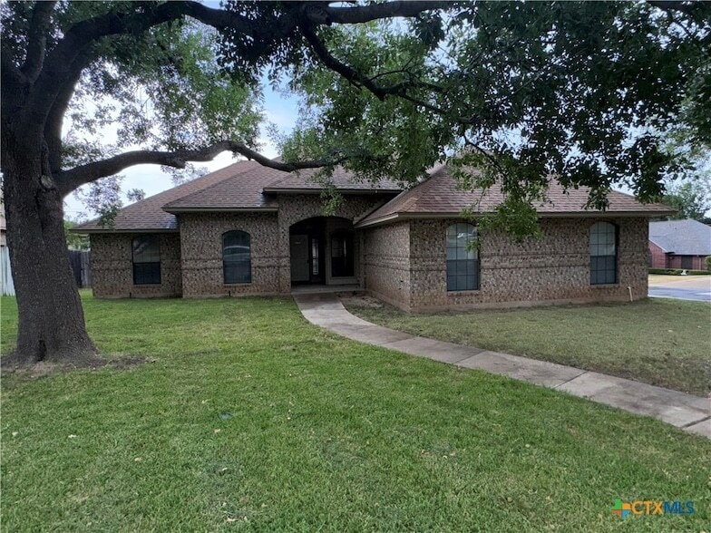 Primary Photo - 1801 Thomas Ct