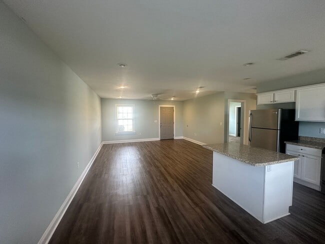 Foto del edificio - 2 Bedroom 1 Bath  Duplex in Hahira