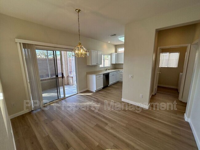 Foto del edificio - 14759 W Gunsight Dr