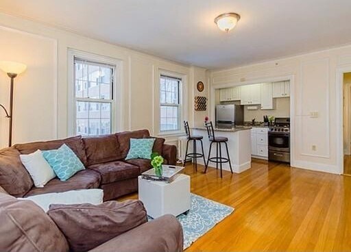 Foto del edificio - 1450 Beacon St