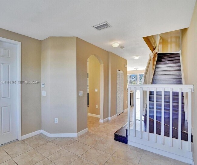 Foto del edificio - 205 SE 29th Terrace