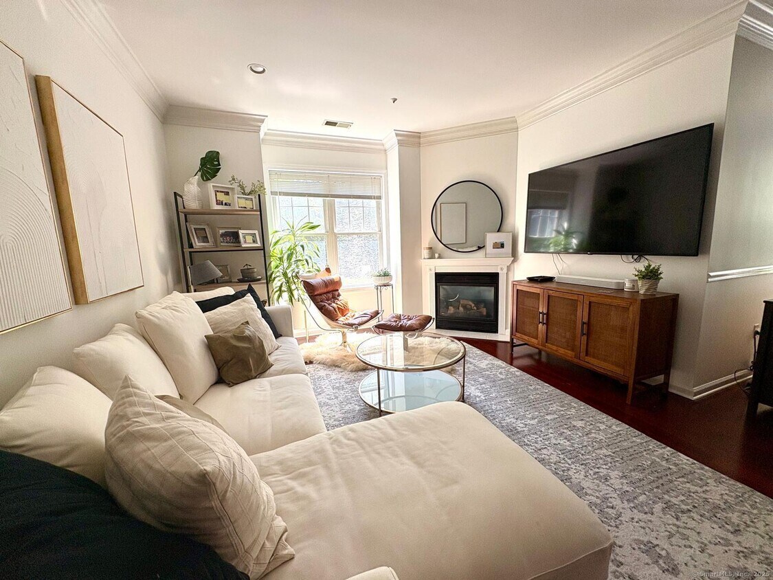 Foto principal - 105 Richards Ave