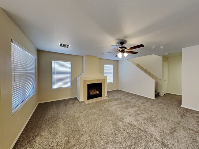 Building Photo - 6055 S Wilson Dr