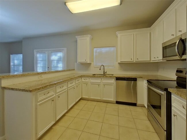 Building Photo - 10935 Mockingbird Pl