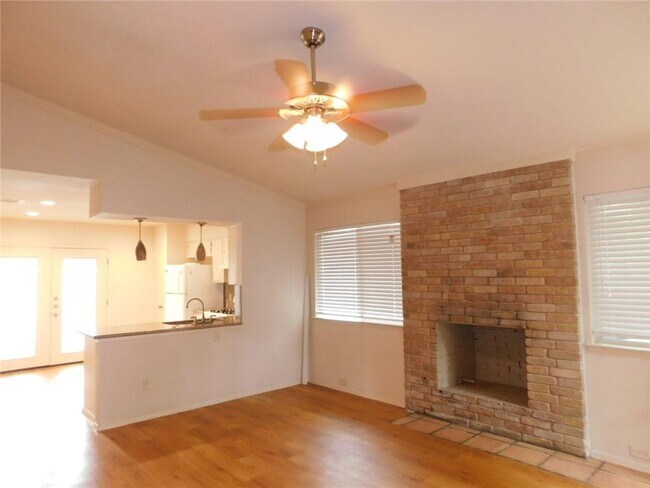 Foto del edificio - 5403 West Gate Blvd