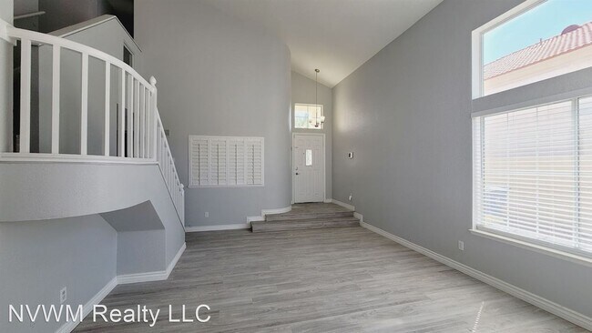 Foto del edificio - 4 br, 2.5 bath House - 9704 Sierra Mesa Ave