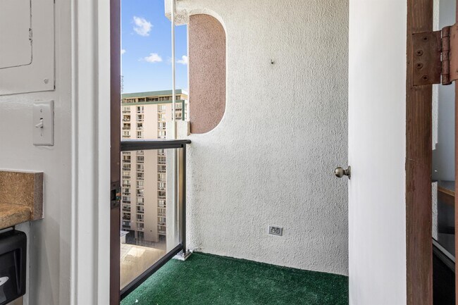 Foto del edificio - 444 Nahua St