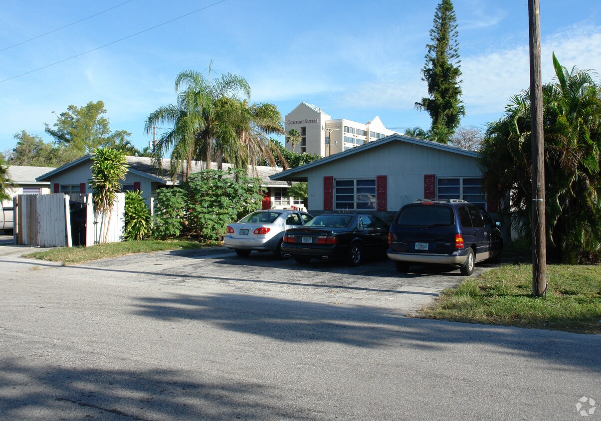 Foto del edificio - 705-709 SE 19th St