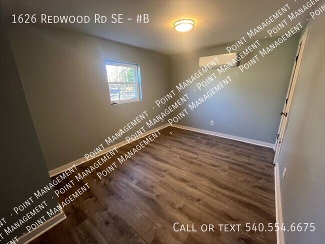 Building Photo - 1626 Redwood Rd SE