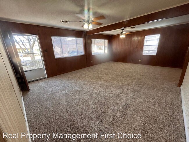 Building Photo - 3 br, 1 bath House - 4515 South 26th Street
